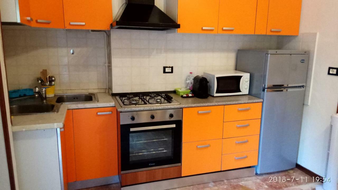 Ferienwohnung Bixio Pavia Exterior foto
